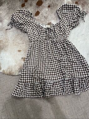 Brown and White Gingham Puff-Sleeve Dress